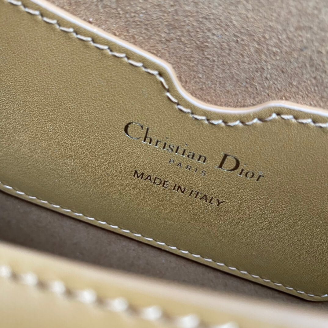 Dior Bobby Bag - Image 4