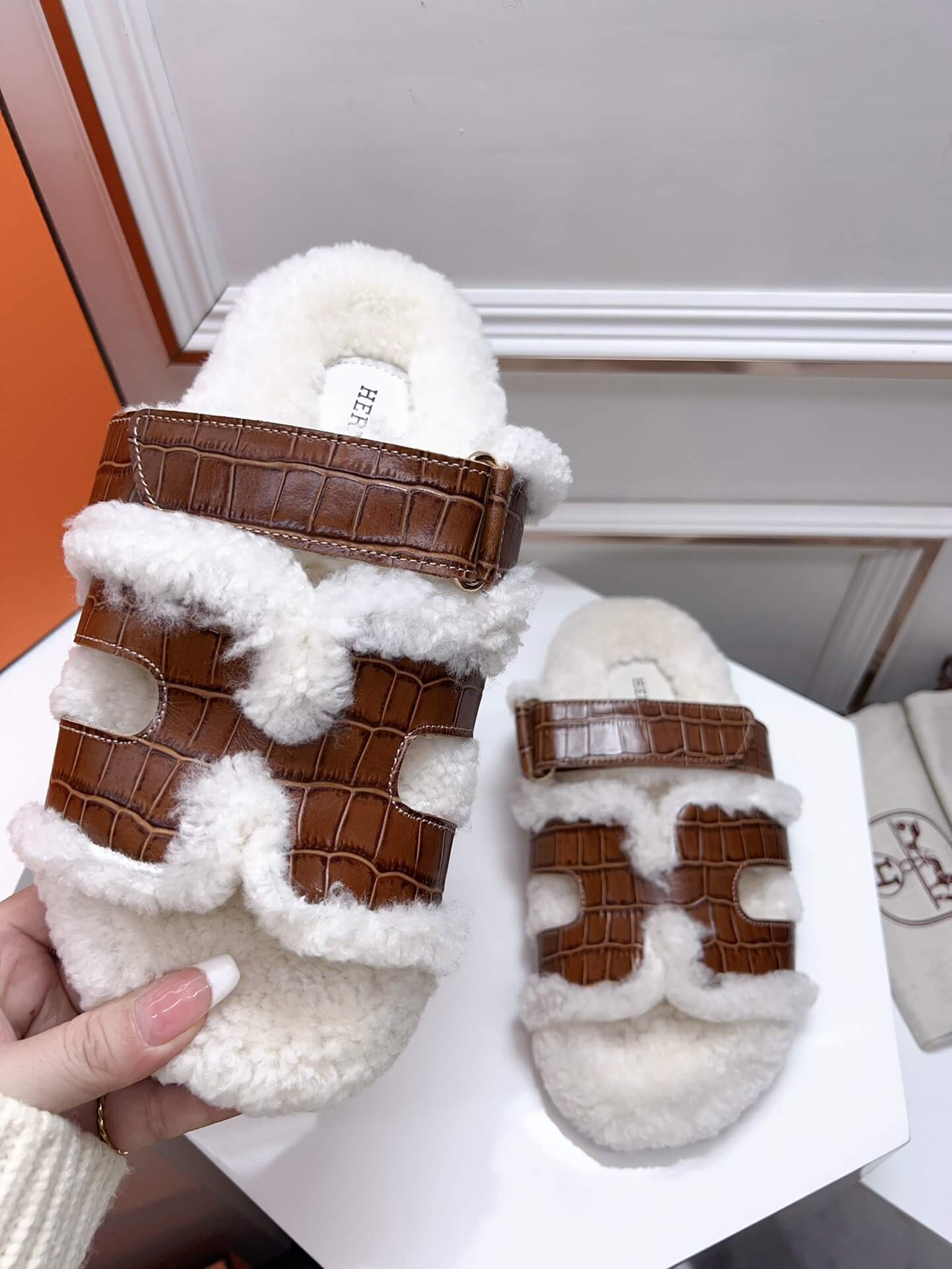 Hermes Teddy Chypre Sandal - Image 4