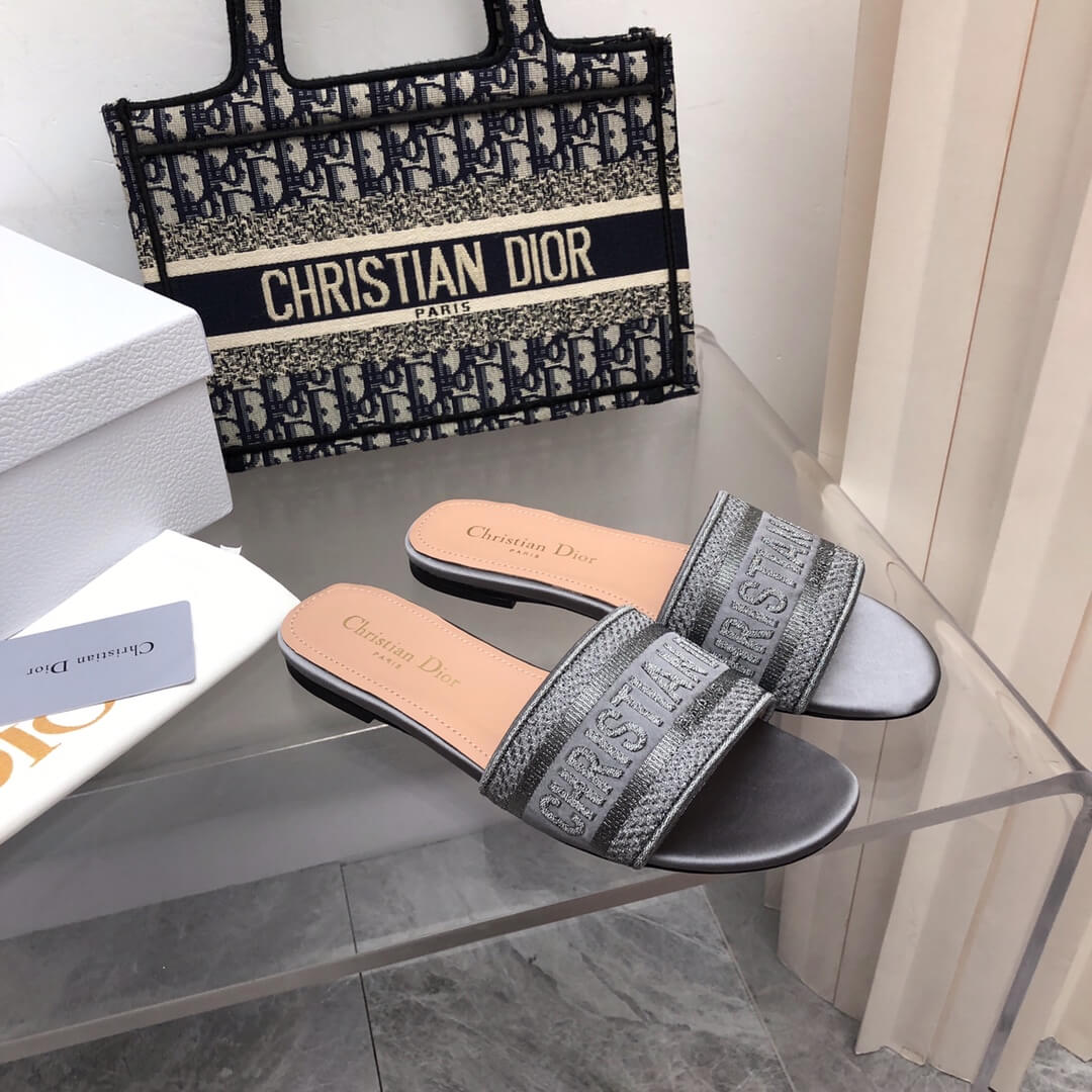 Christian Dior Slipper - Image 7