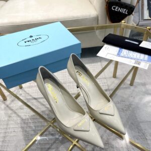 Prada White Pumps Heel