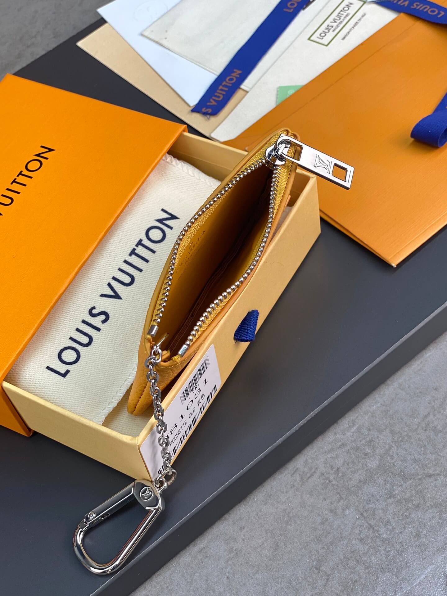 Louis Vuitton Key Pouch - Image 8