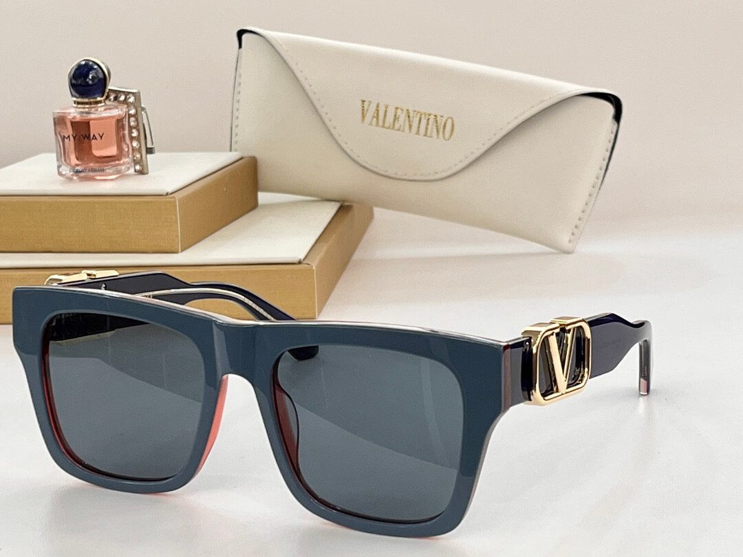 Valentino Sunglasses - Image 4