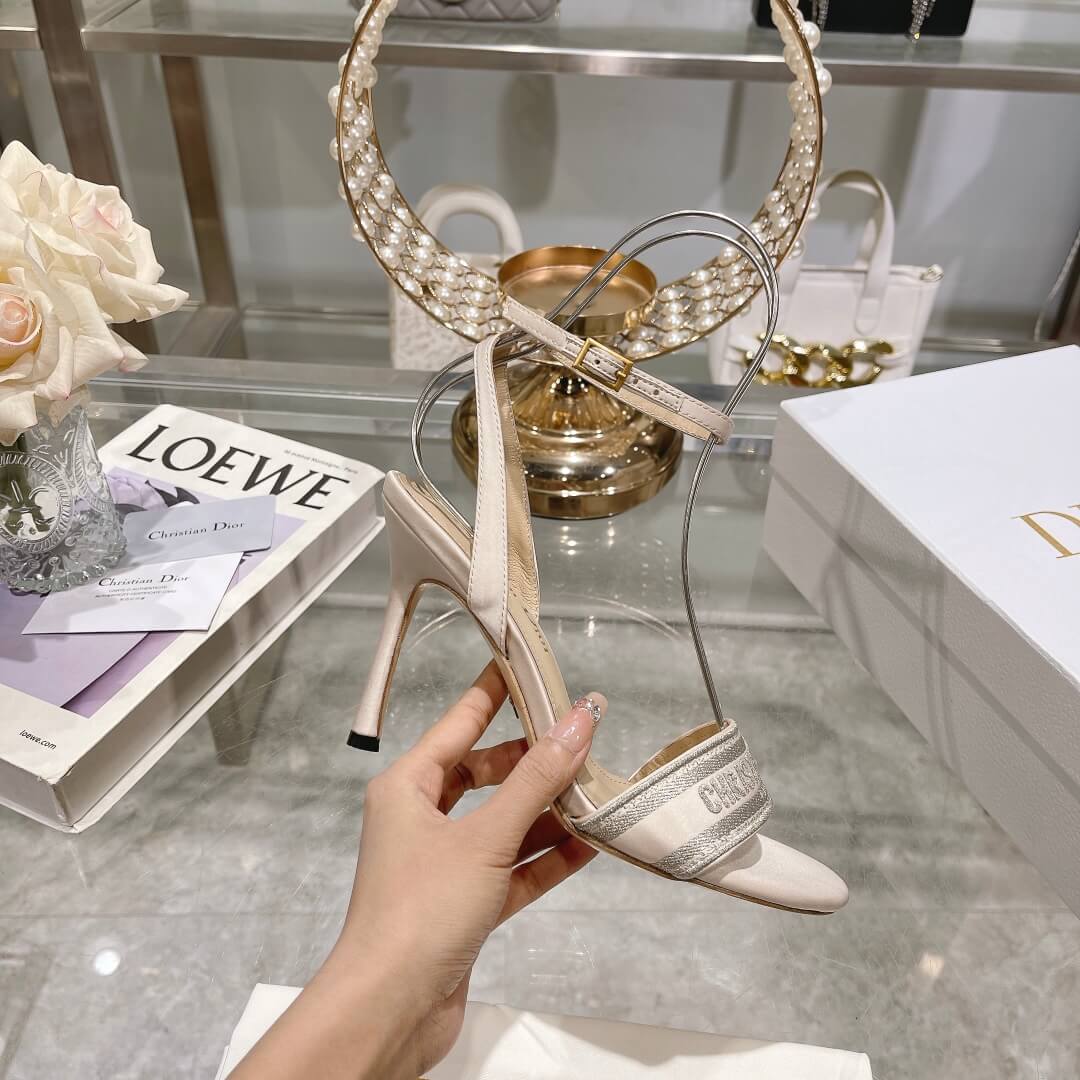 Christian Dior Dway Heel - Image 9
