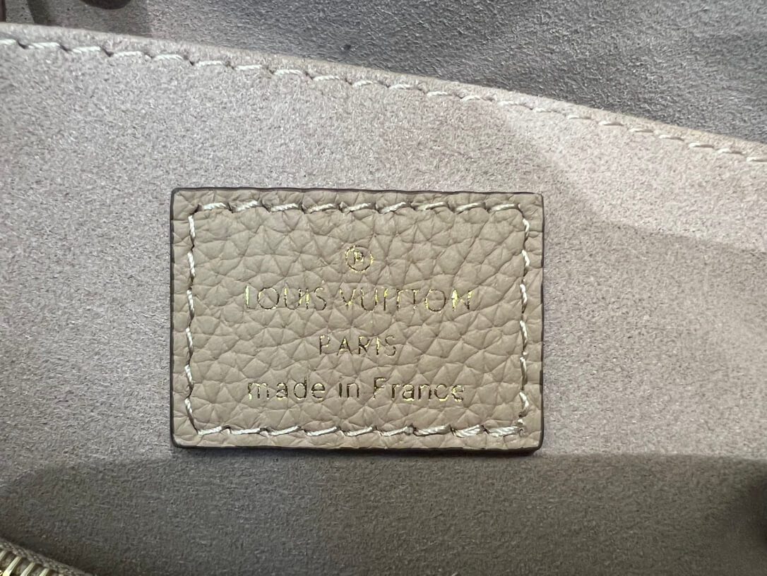 LOUIS VUITTON Madeleine BB Bicolore Empreinte - Image 7