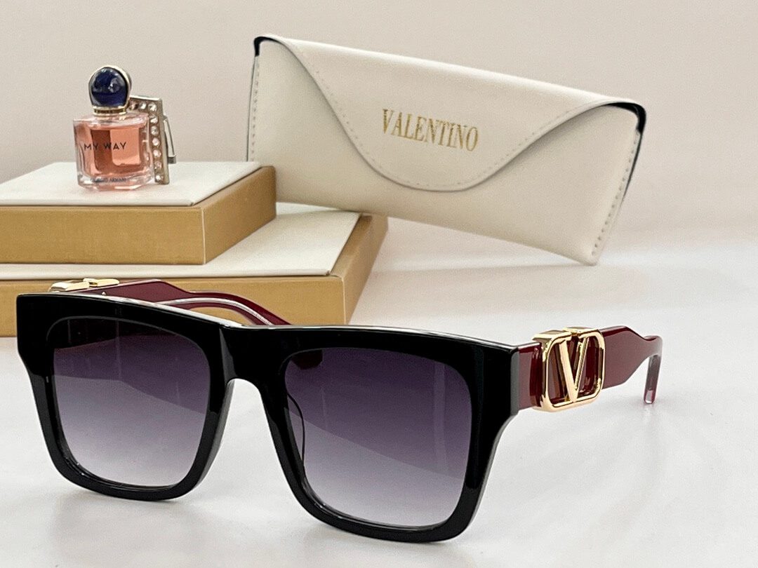 Valentino Sunglasses - Image 6