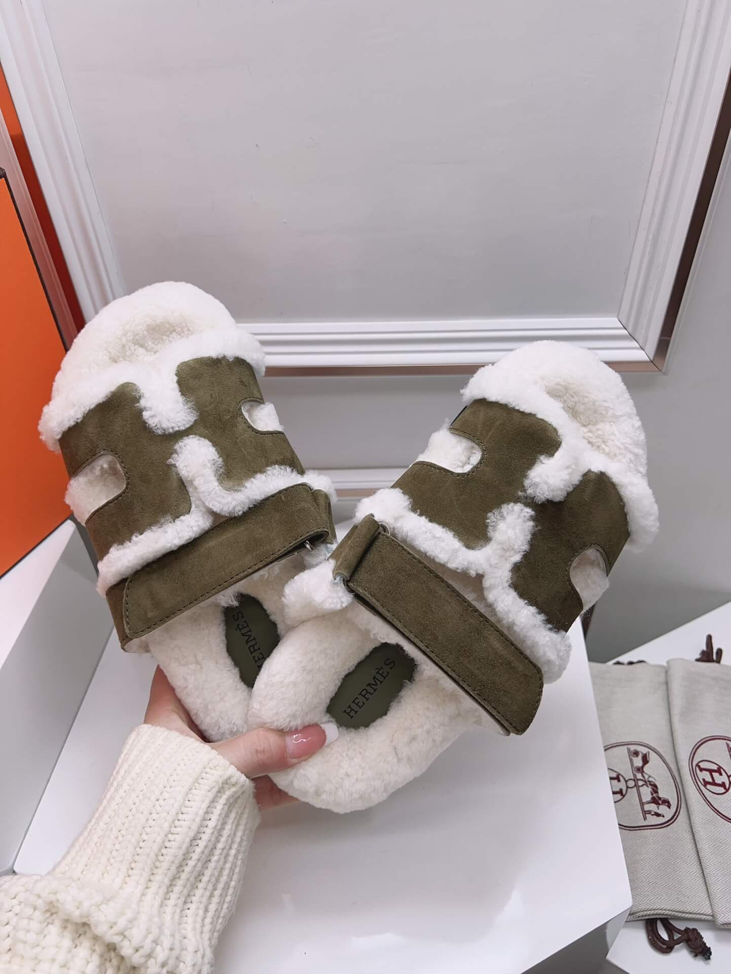 Hermes Teddy Chypre Sandal