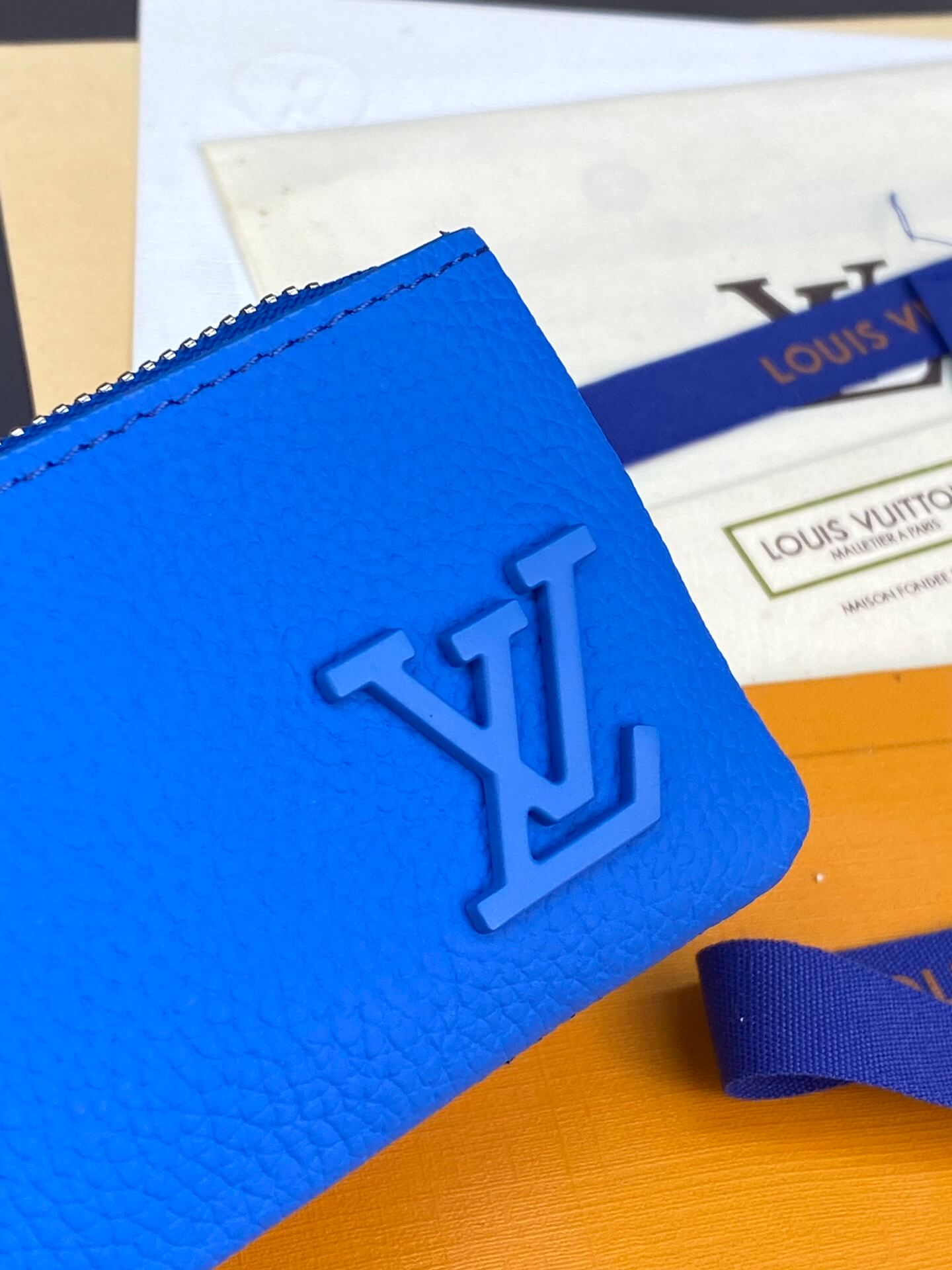 Louis Vuitton Key Pouch - Image 7