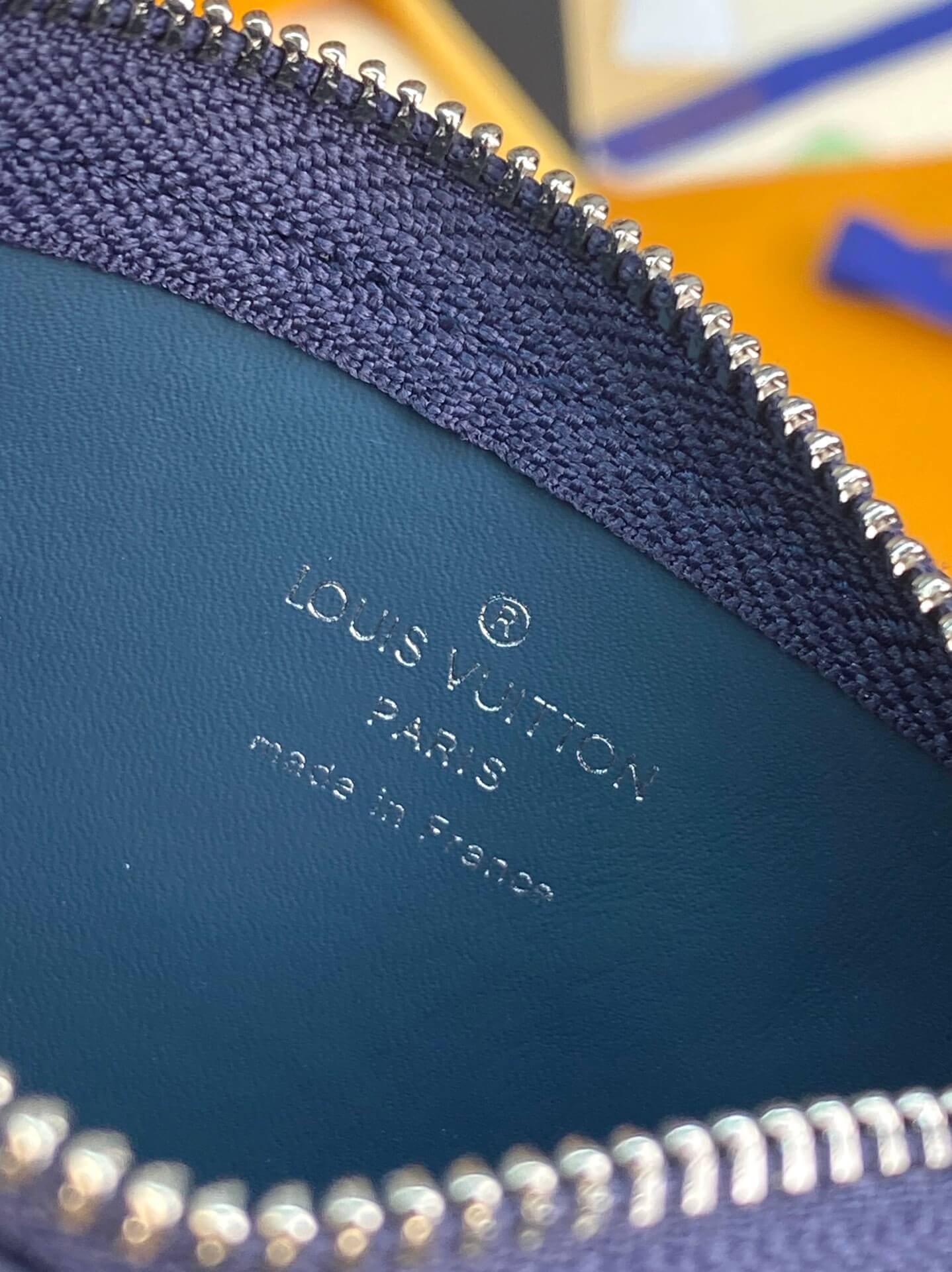 Louis Vuitton Key Pouch - Image 8
