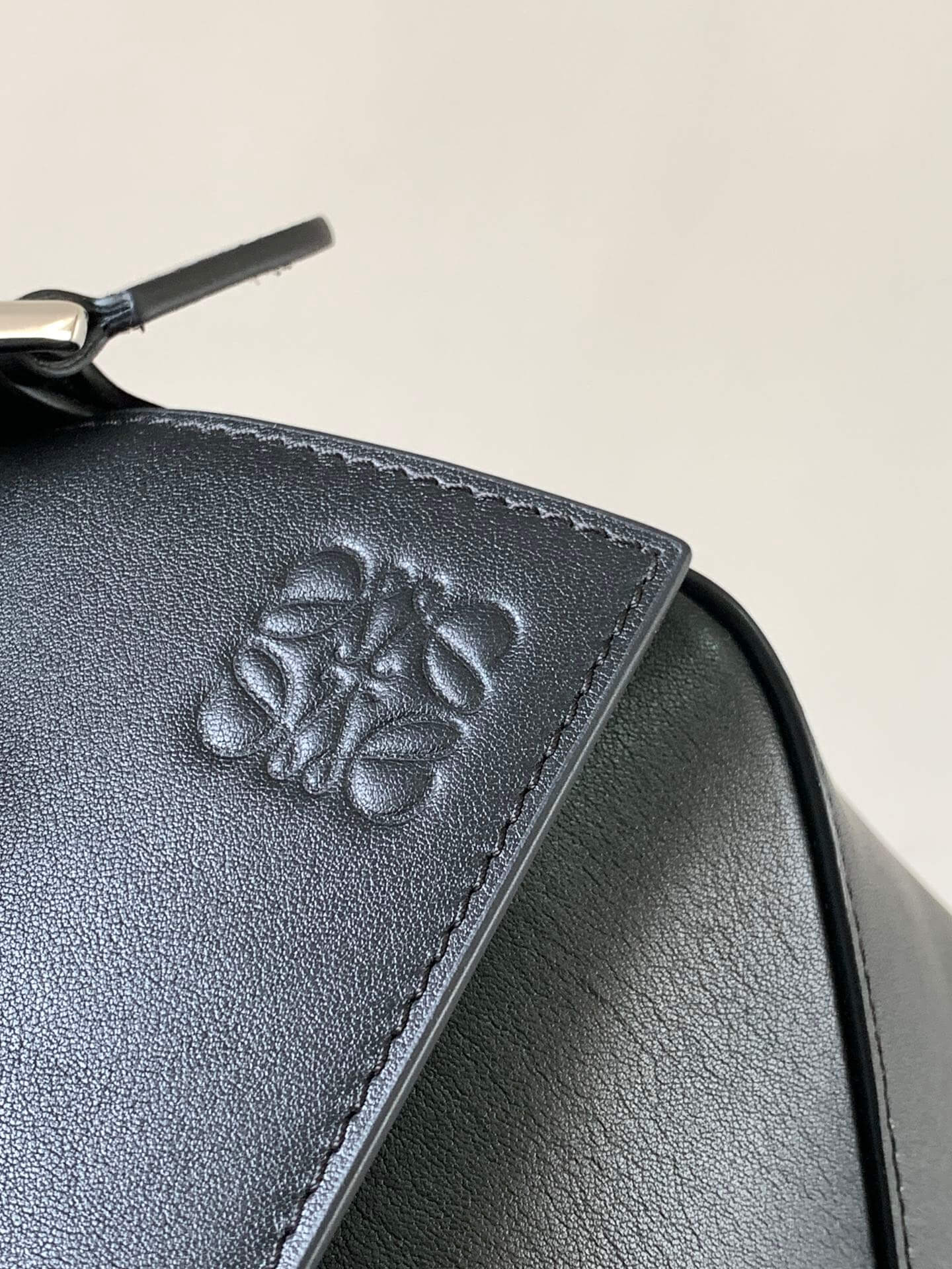 Loewe Puzzle Shoulder Bag - Image 9