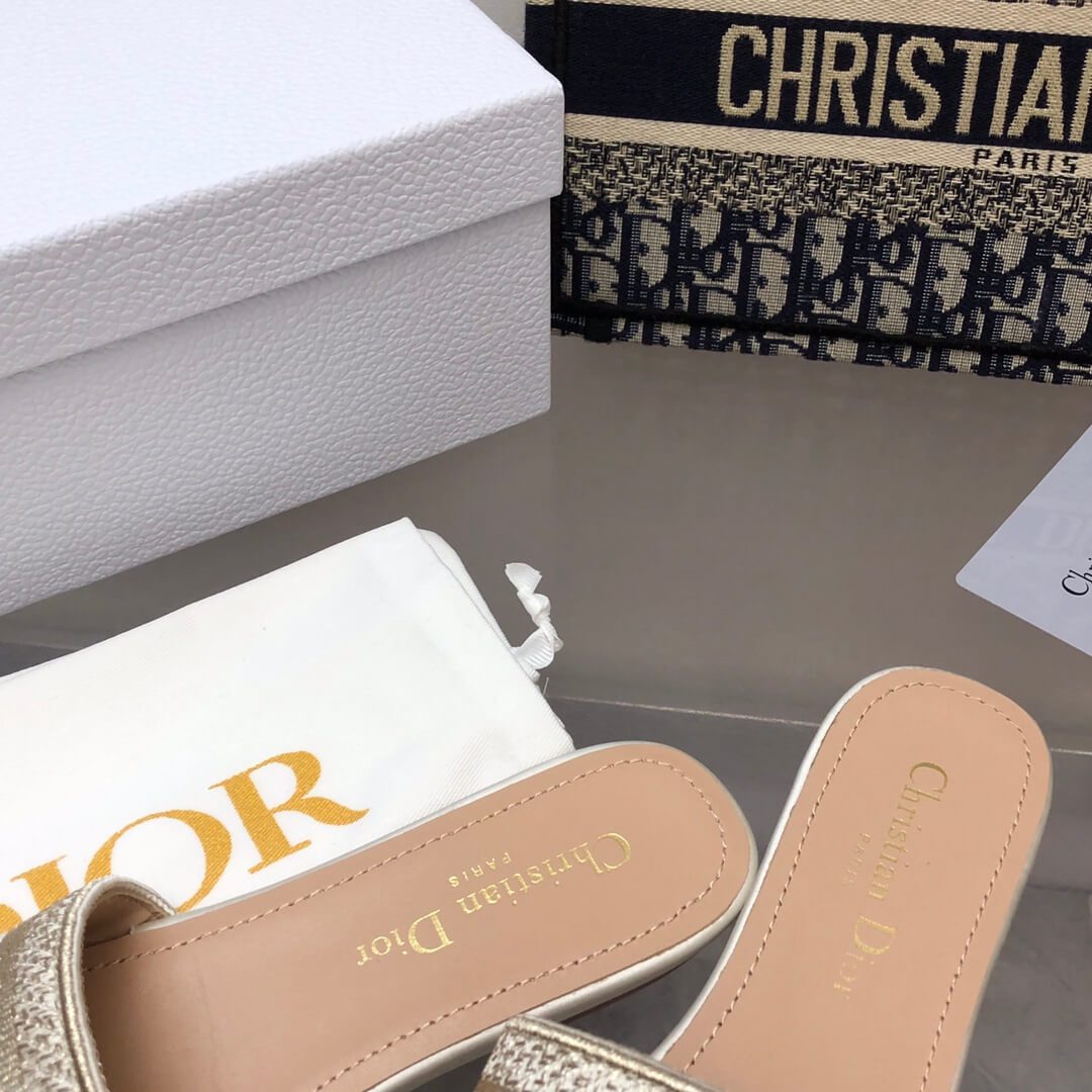 Christian Dior Slipper - Image 9