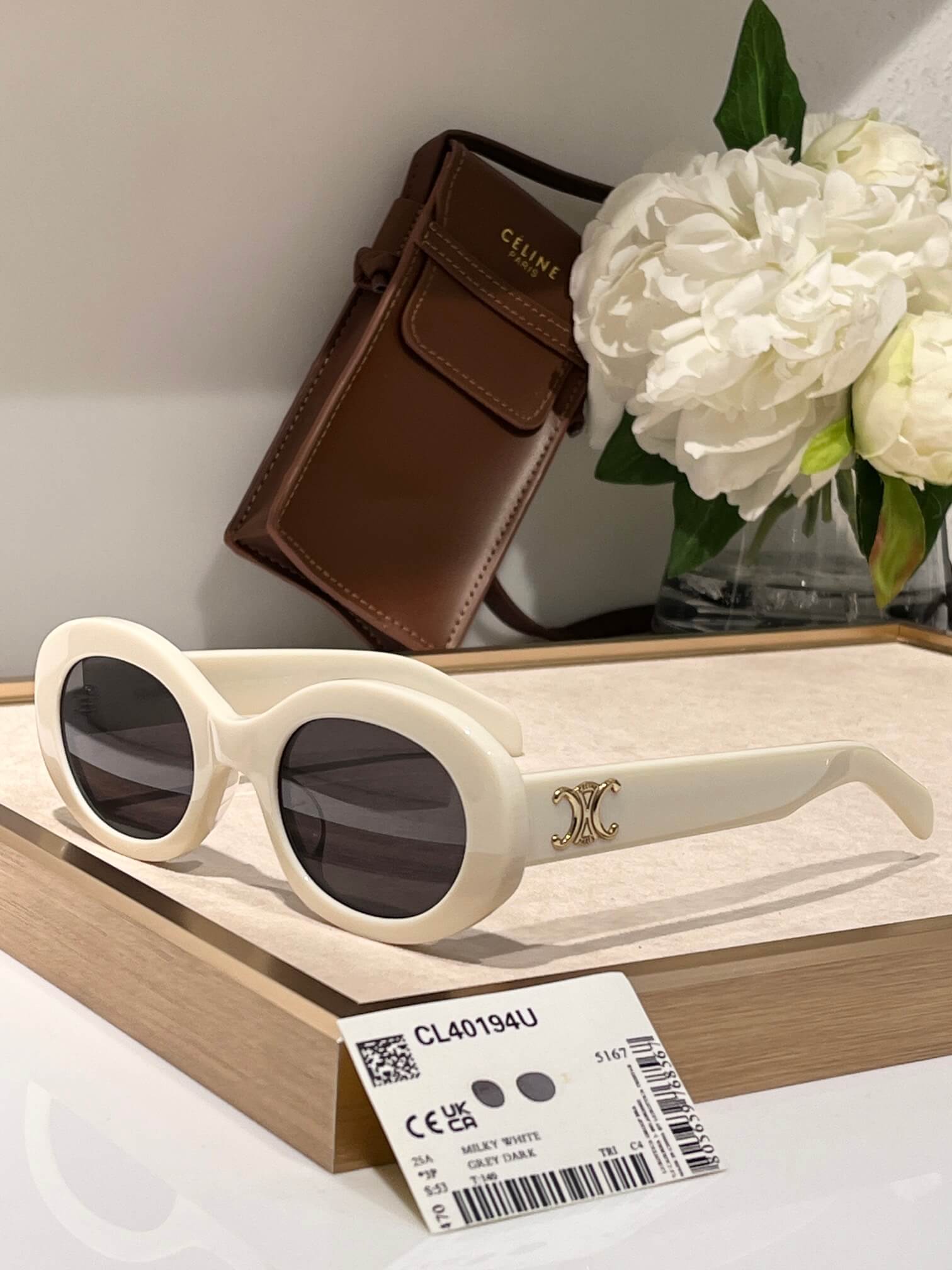 Celine Women's Triomphe Oval Sunglasses - Image 14