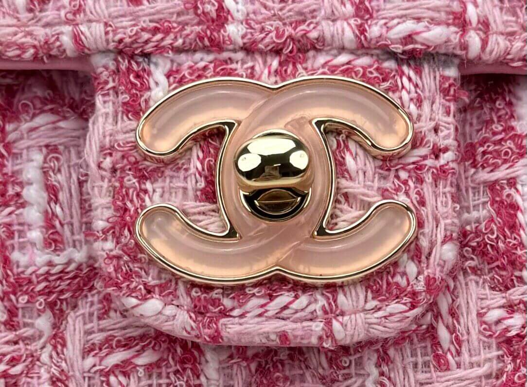 Chanel Tweed Mini Heart Square Flap Pink White Bag - Image 5