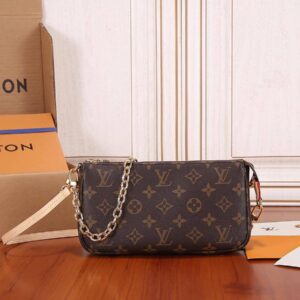 LV Pochette Accessoires