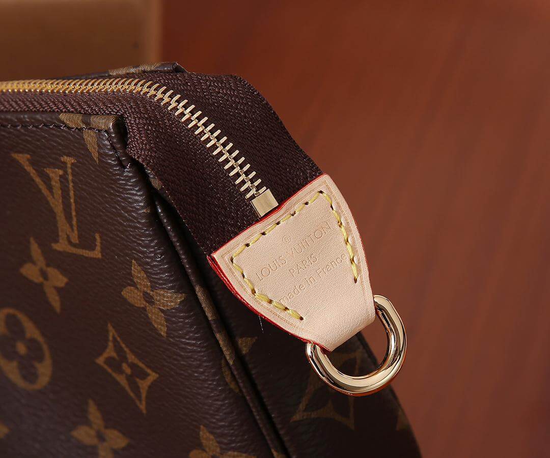 LV Pochette Accessoires - Image 5
