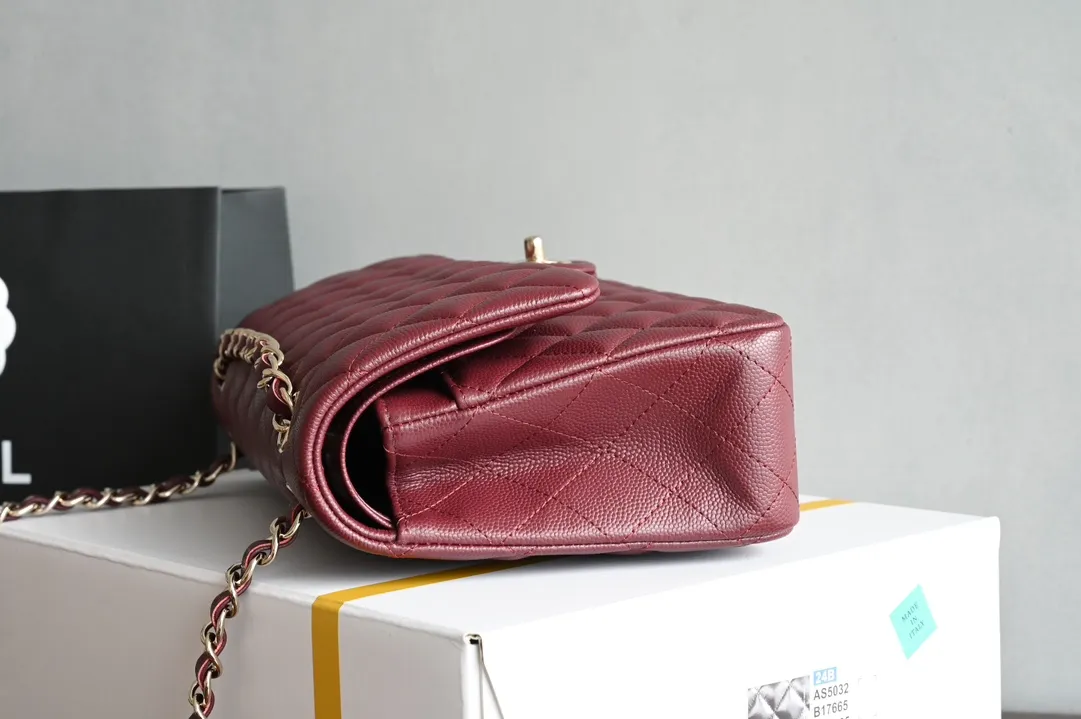 Chanel - Medium Classic Flap Bag - Burgundy Caviar - Image 4