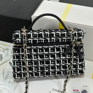 Chanel 25C Black and White Tweed Top Handle Vanity Case