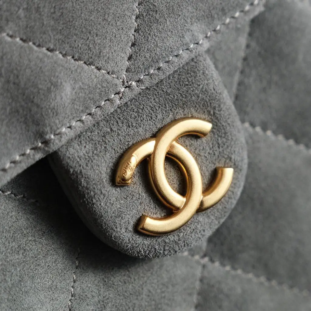 Chanel 25C show drawstring bucket hobo trumpet - Image 3