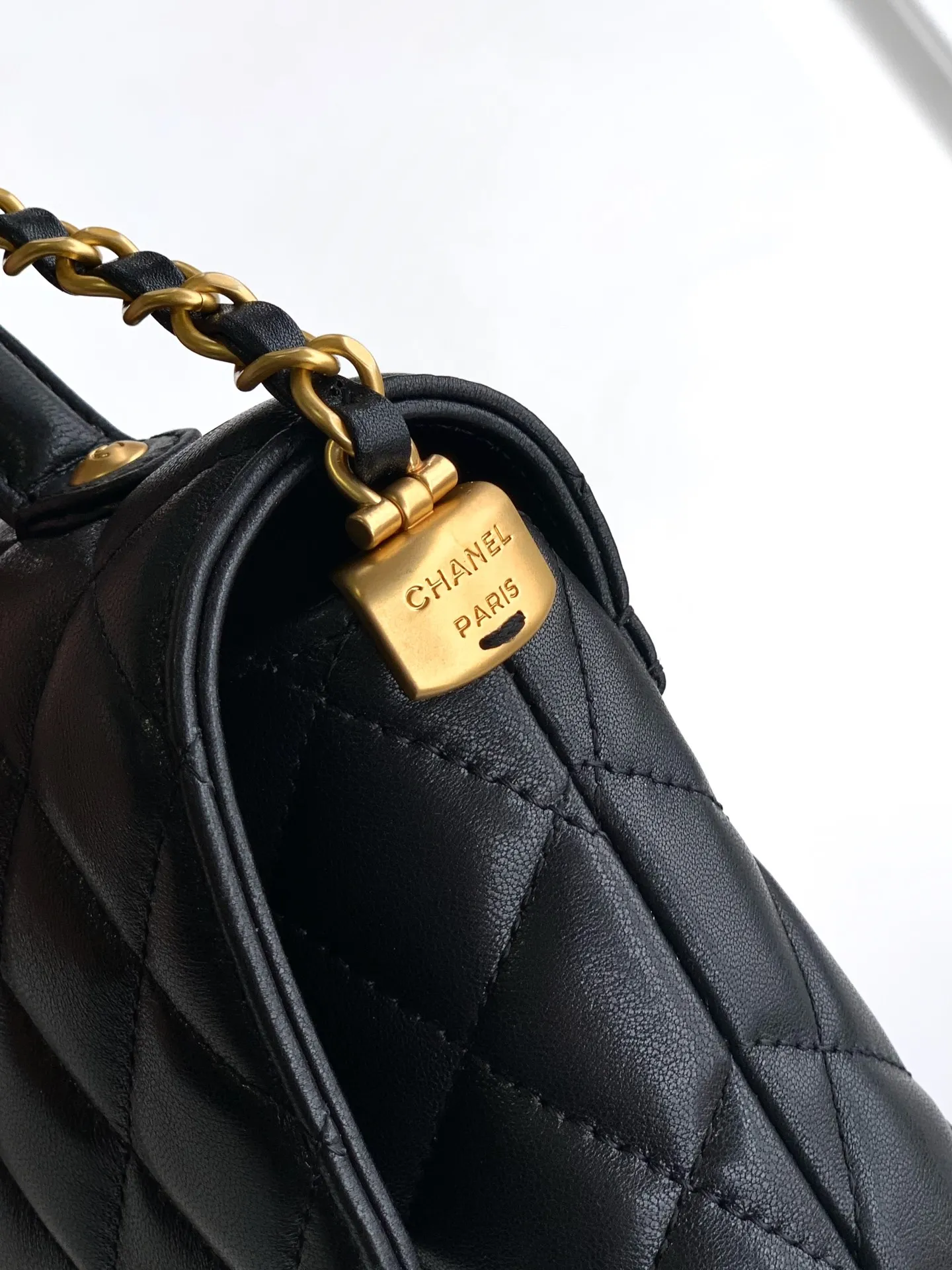 Chanel Black Lambskin GHW Top Handle Mini Rectangular - Image 9