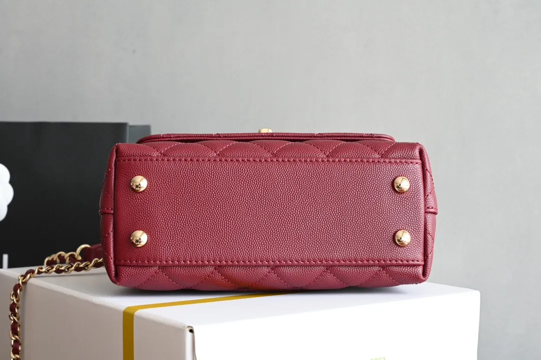 Chanel Burgundy Quilted Caviar Leather Small Coco Top Handle Bag Chanel - Image 4