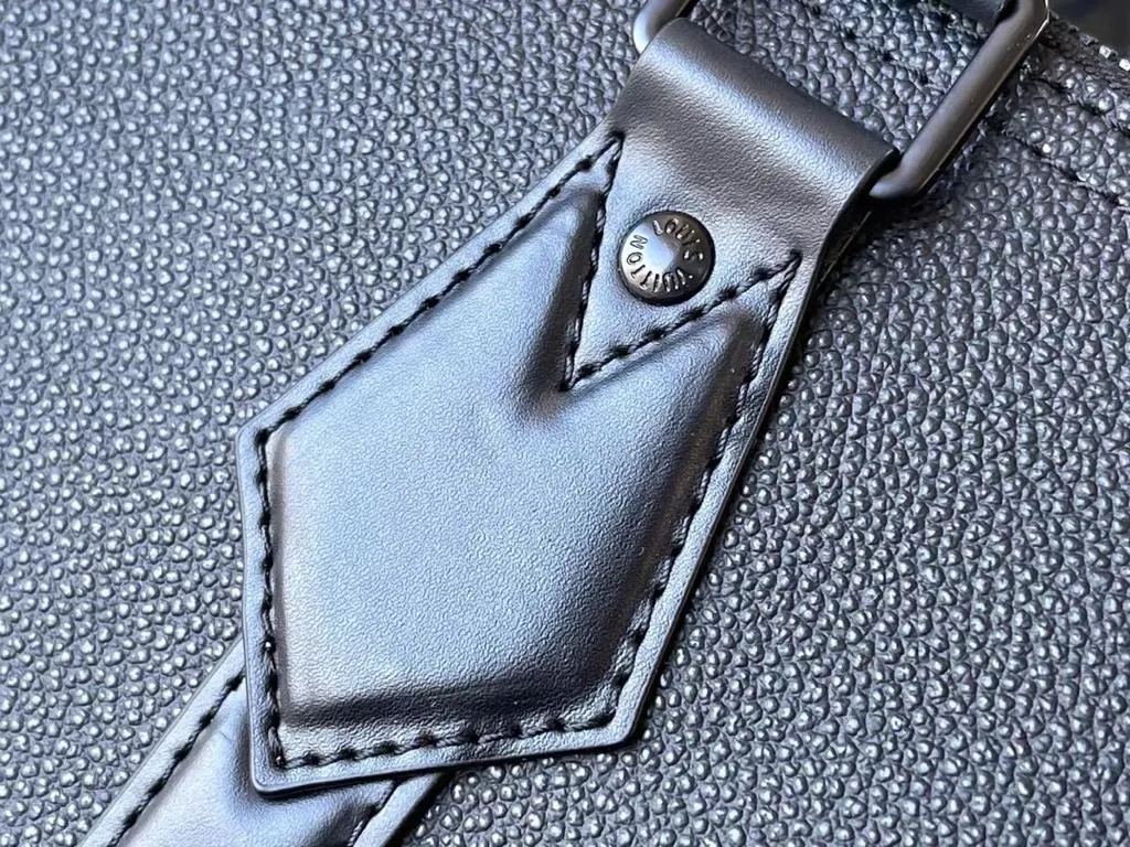Louis Vuitton Takeoff Aerogram Briefcase Black - Image 4