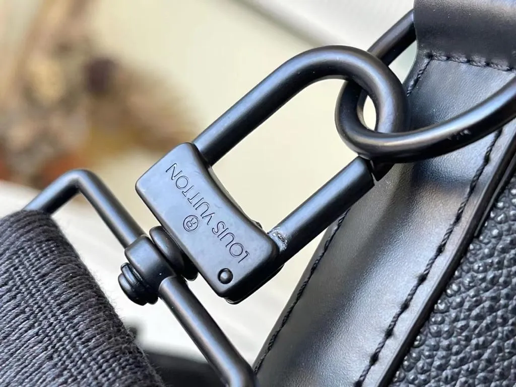 Louis Vuitton Takeoff Aerogram Briefcase Black - Image 2