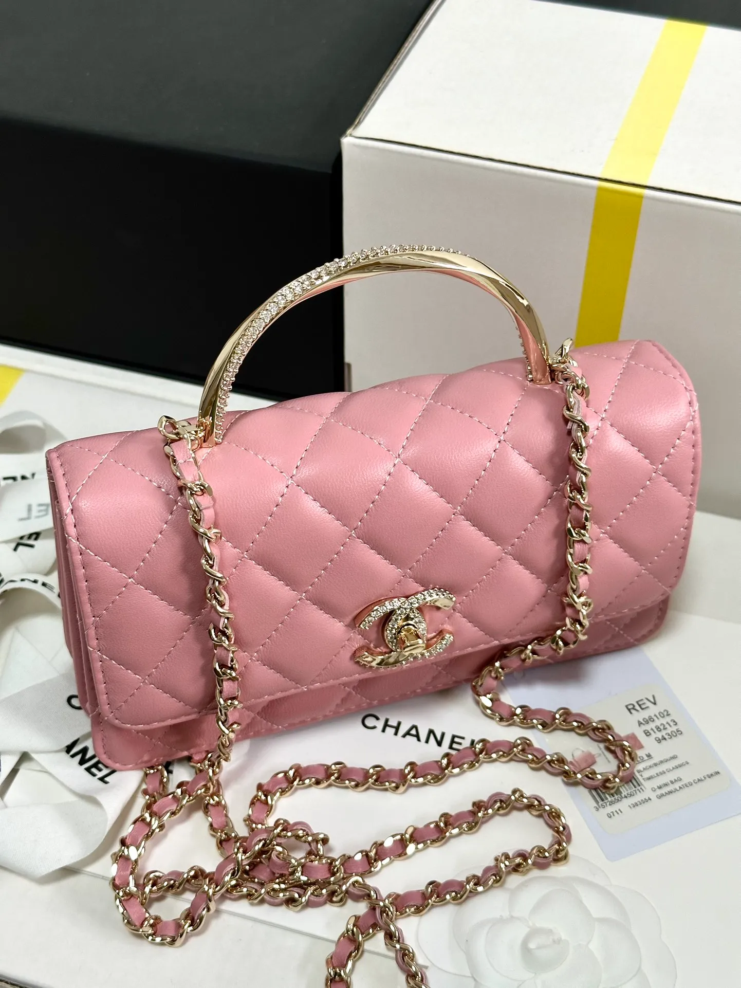 Mini Flap bag, Shiny Lambskin & Gold-tone metal, pink - Image 4