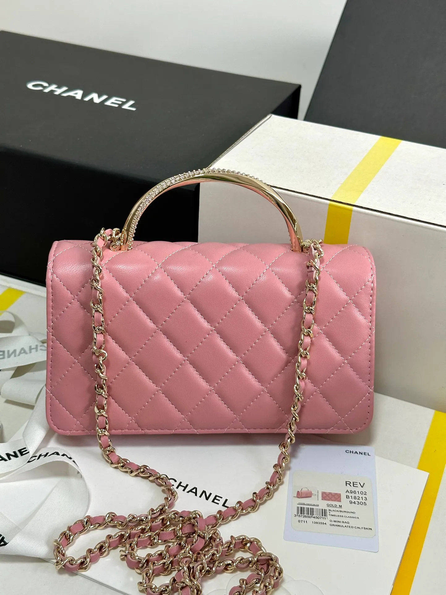 Mini Flap bag, Shiny Lambskin & Gold-tone metal, pink - Image 9