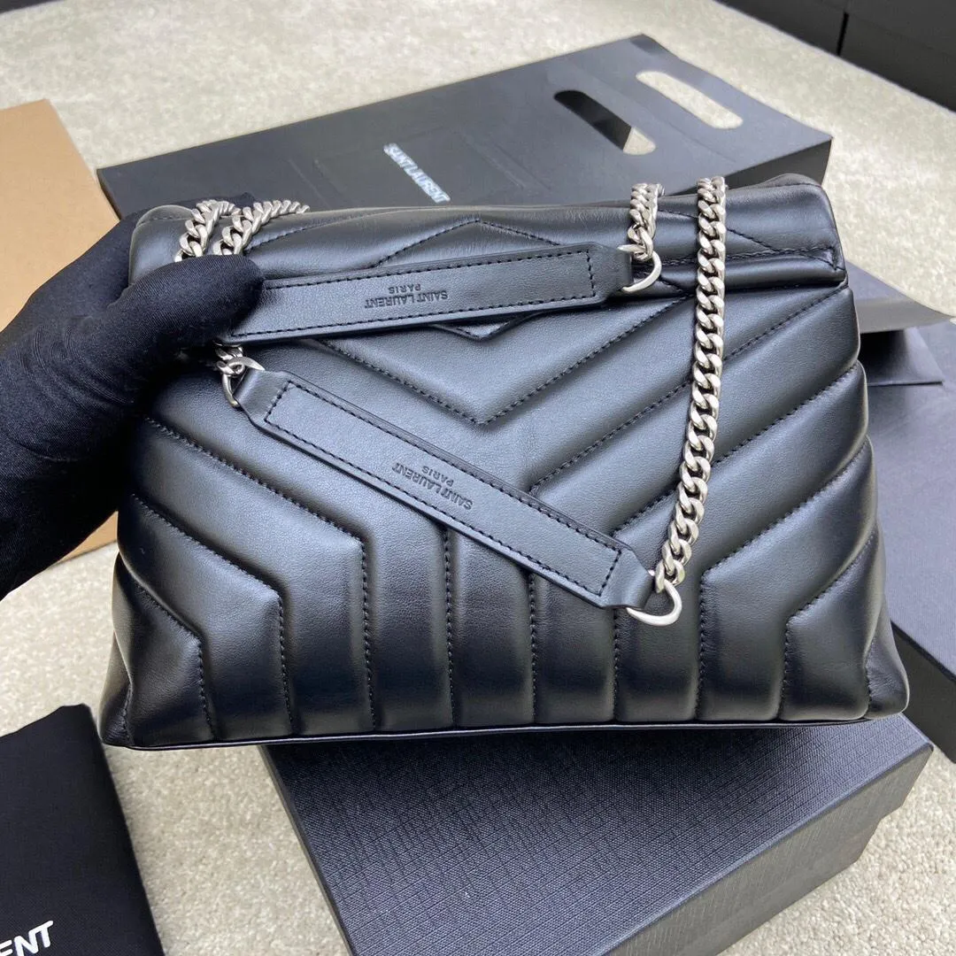 SAINT LAURENT Calfskin Y Quilted Monogram Small Loulou Chain Satchel Black - Image 2