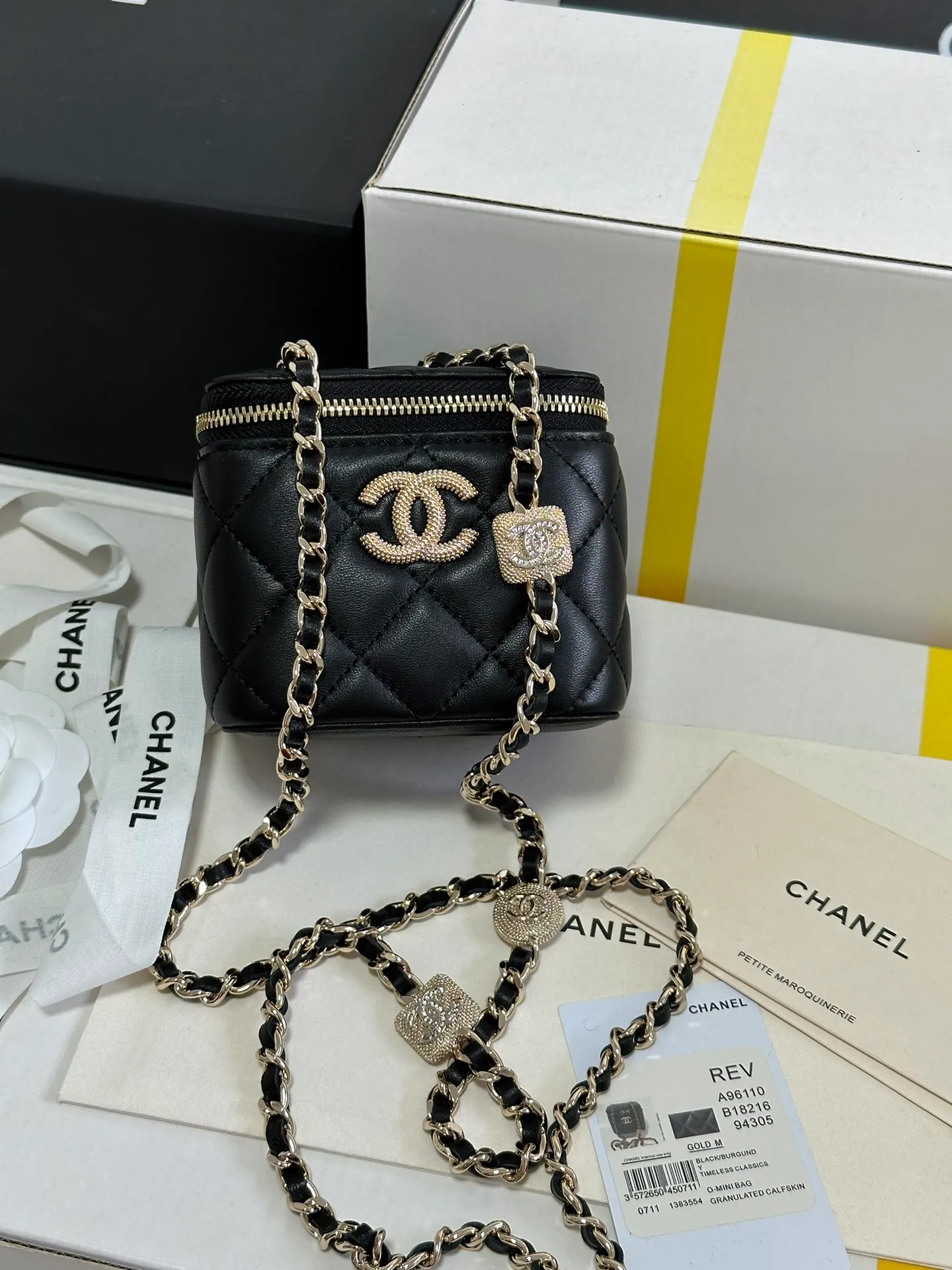 22P CUBE MINI VANITY BLACK CAVIAR LIGHT GOLD HARDWARE