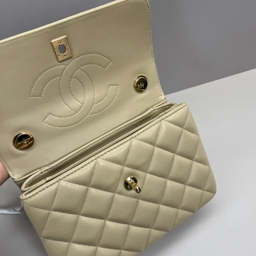22S Beige Lambskin Quilted Trendy CC LGHW - Image 10