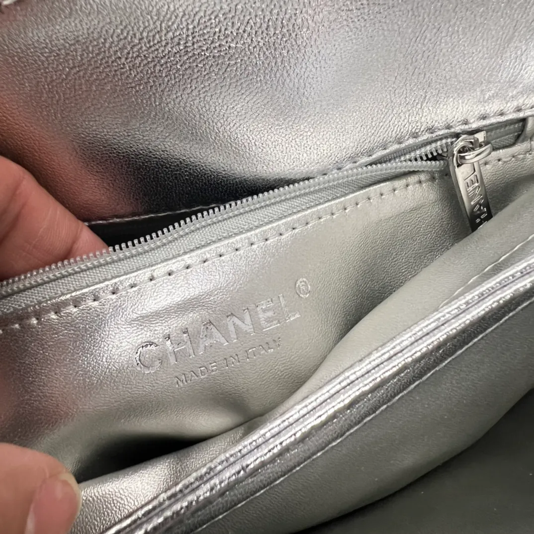 CHANEL Metallic Lambskin Quilted Small Trendy CC Flap Dual Handle Bag Silver - Image 2
