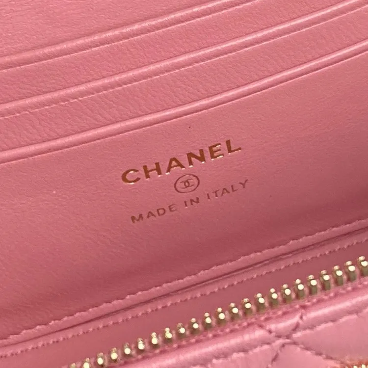 CHANEL Pre-Owned CC Quilted Handbag Pink - Image 3