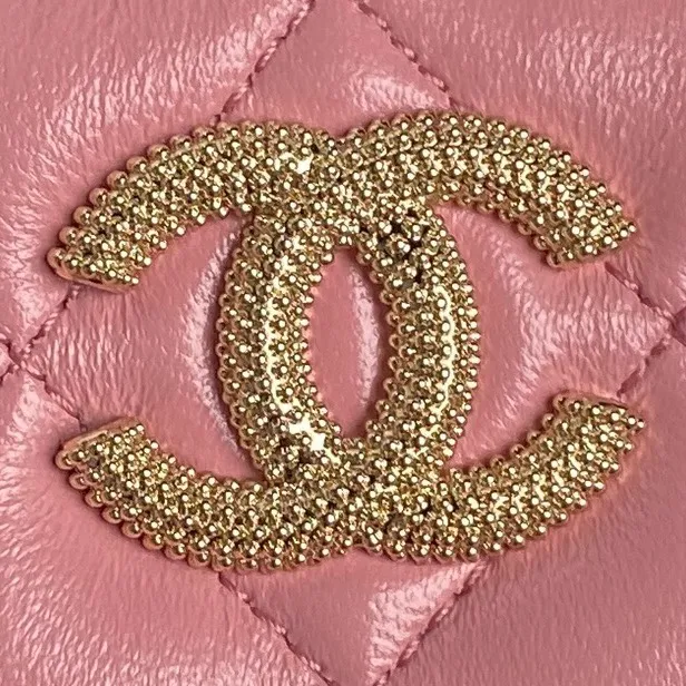 CHANEL Pre-Owned CC Quilted Handbag Pink - Image 8