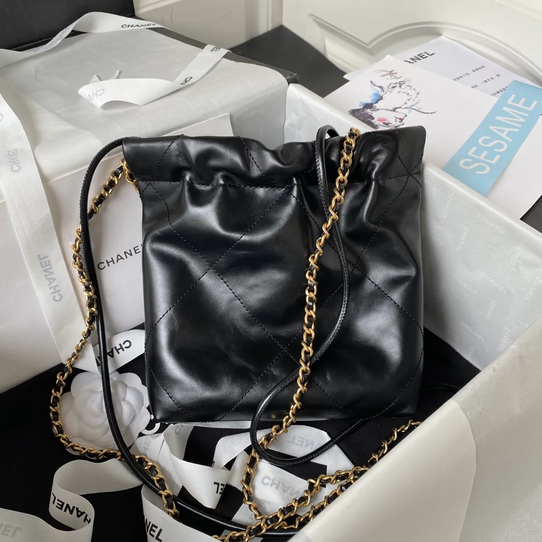 CHANEL Shiny Calfskin Quilted Mini Chanel 22 Black - Image 3
