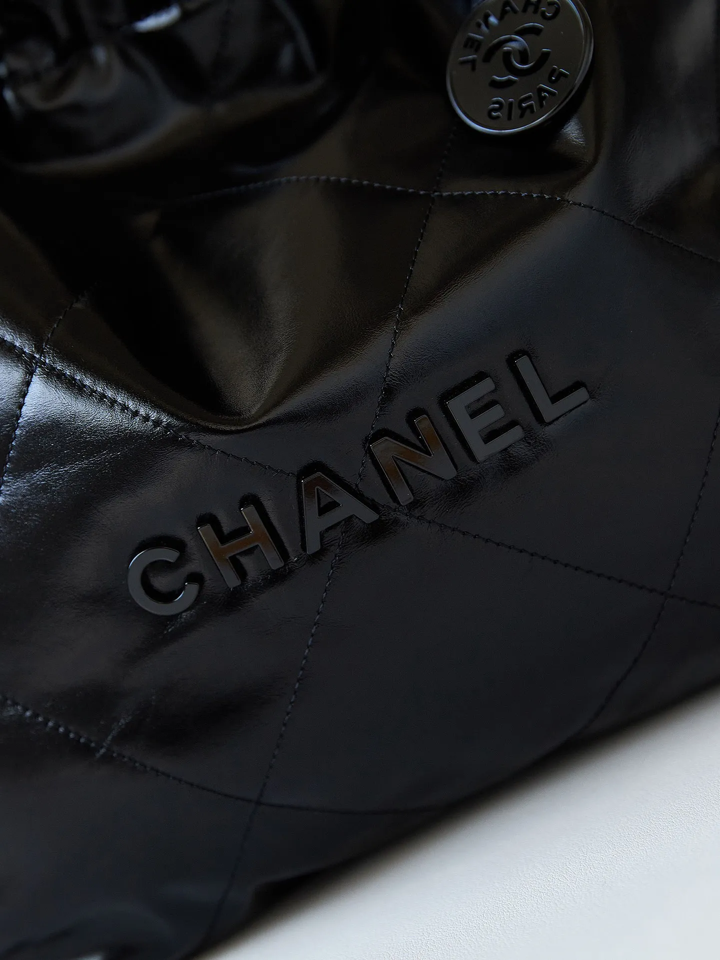 CHANEL Small 22 Bag SO Black Calfskin Black - Image 3