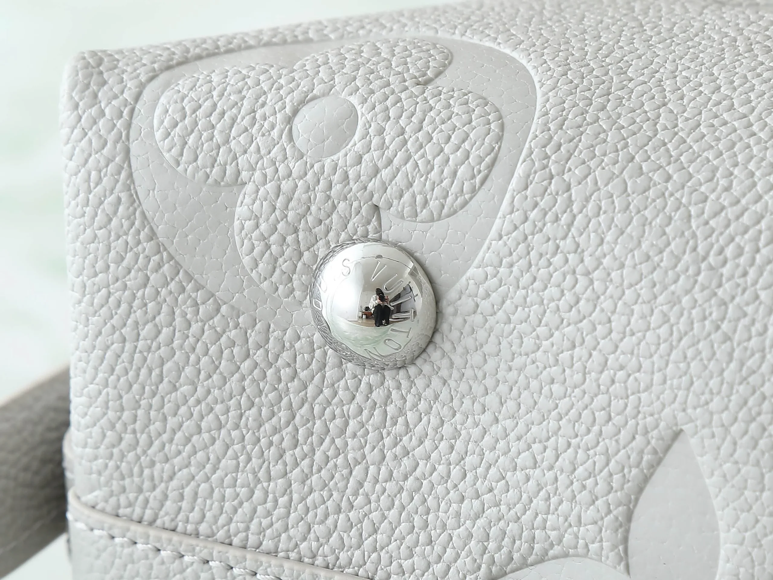 CarryAll MM Monogram Empreinte Leather - Image 2