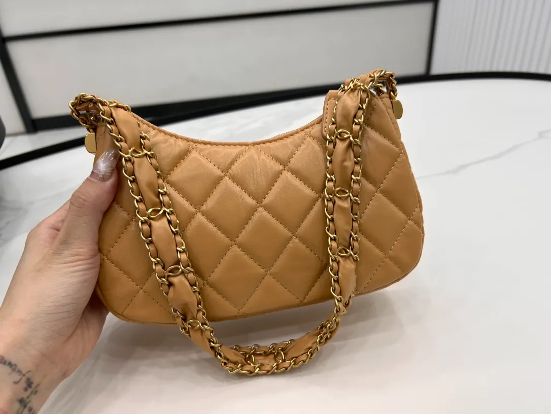 Chanel 19 Hobo Bag Beige Aged Calfskin Brushed Gold Hardware - Image 6
