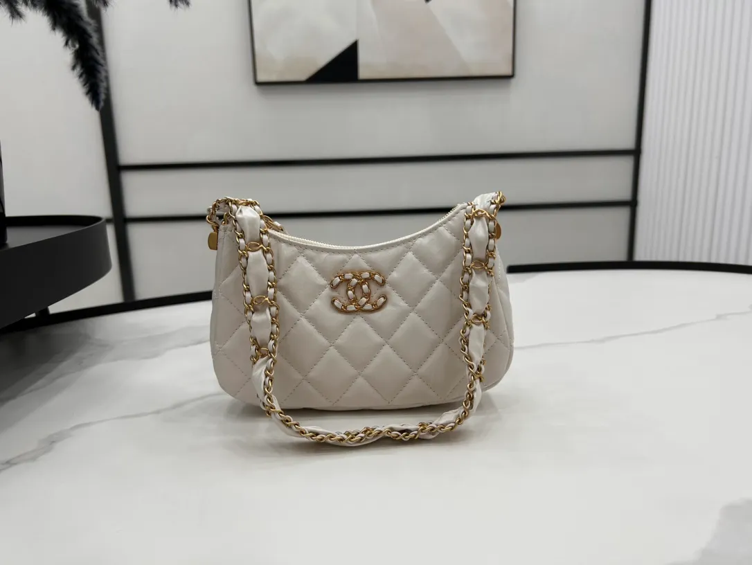 Chanel 19 Hobo Bag White Aged Calfskin Brushed Gold Hardware - Image 3