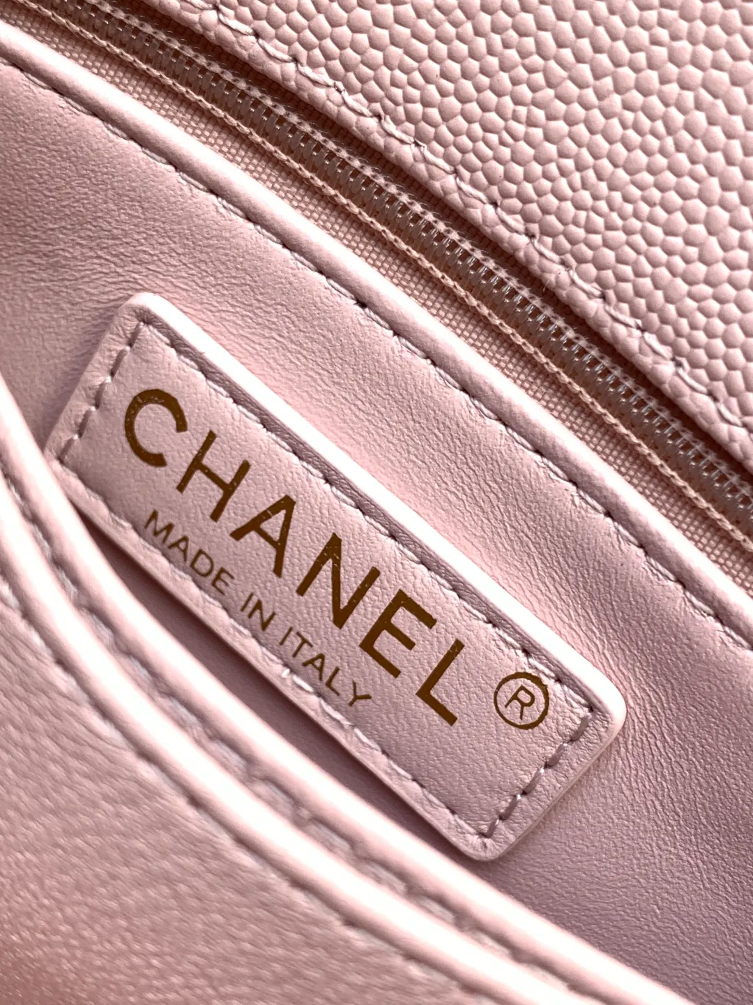 Chanel 20A Lilac Pink Coco Handle Caviar Gold Hardware (3) - Image 3