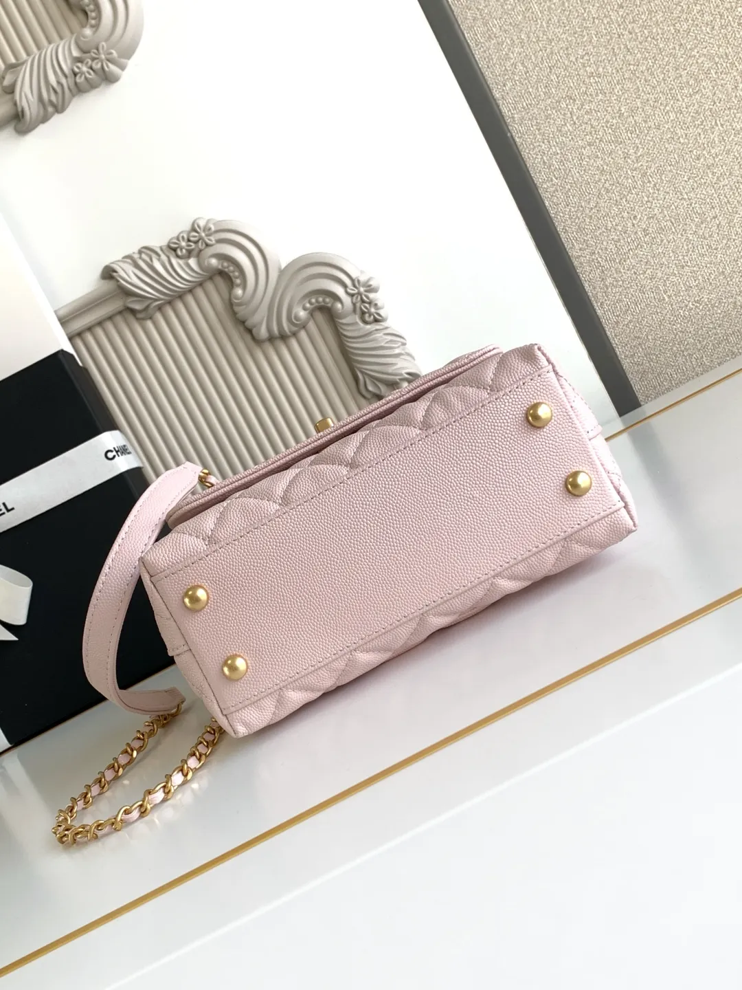 Chanel 20A Lilac Pink Coco Handle Caviar Gold Hardware (3) - Image 9