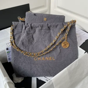 Chanel 22 Chain Denim Medium