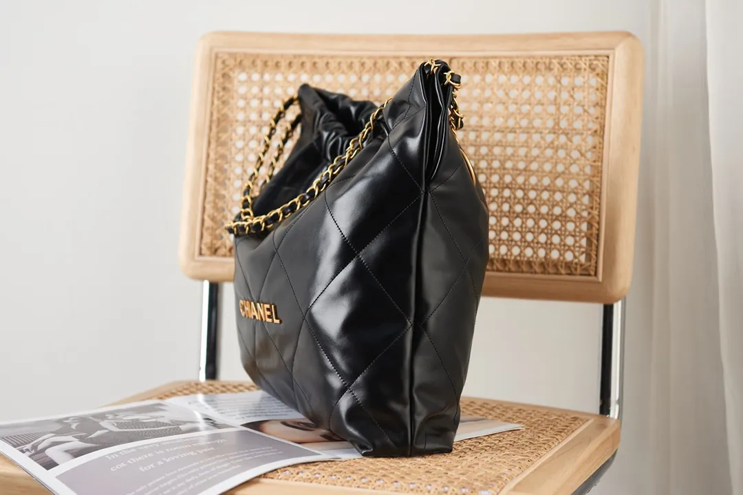 Chanel 22 handbag - Image 6