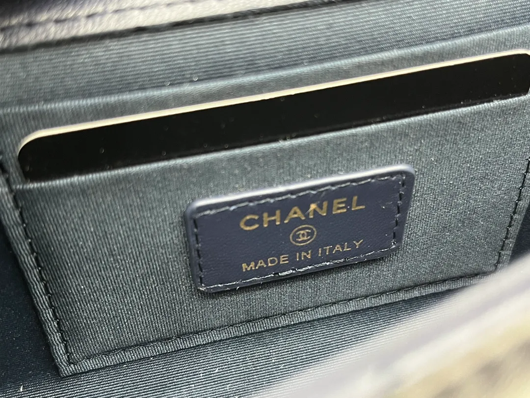 Chanel 23A Lion Charm Wallet on Chain in Black - Image 10