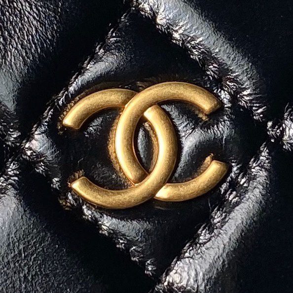 Chanel 24A Clutch Tassel Chain Hula Hoop Black - Image 3