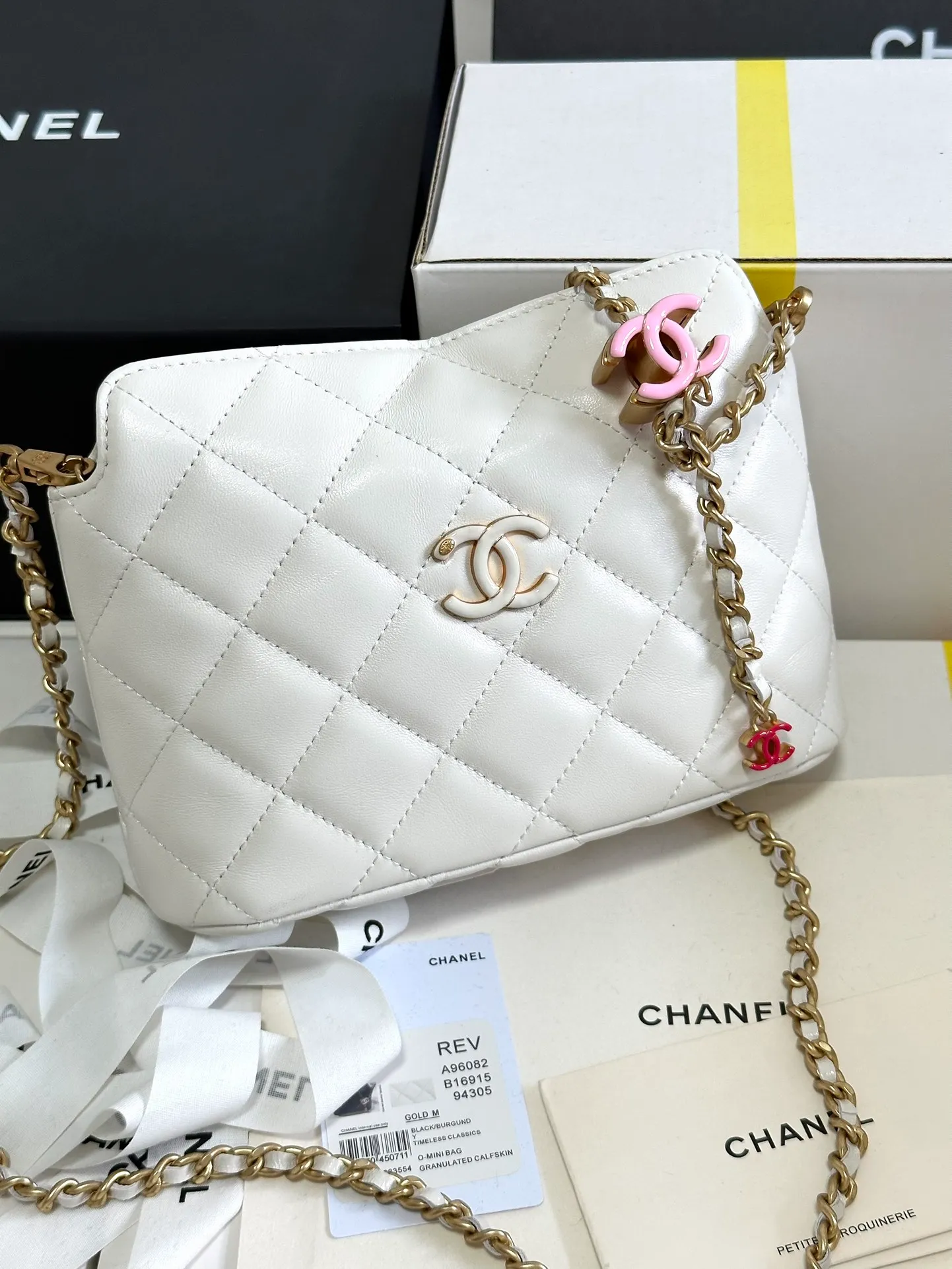 Chanel 24A Pink Enamel Double C white leather Gold Chain