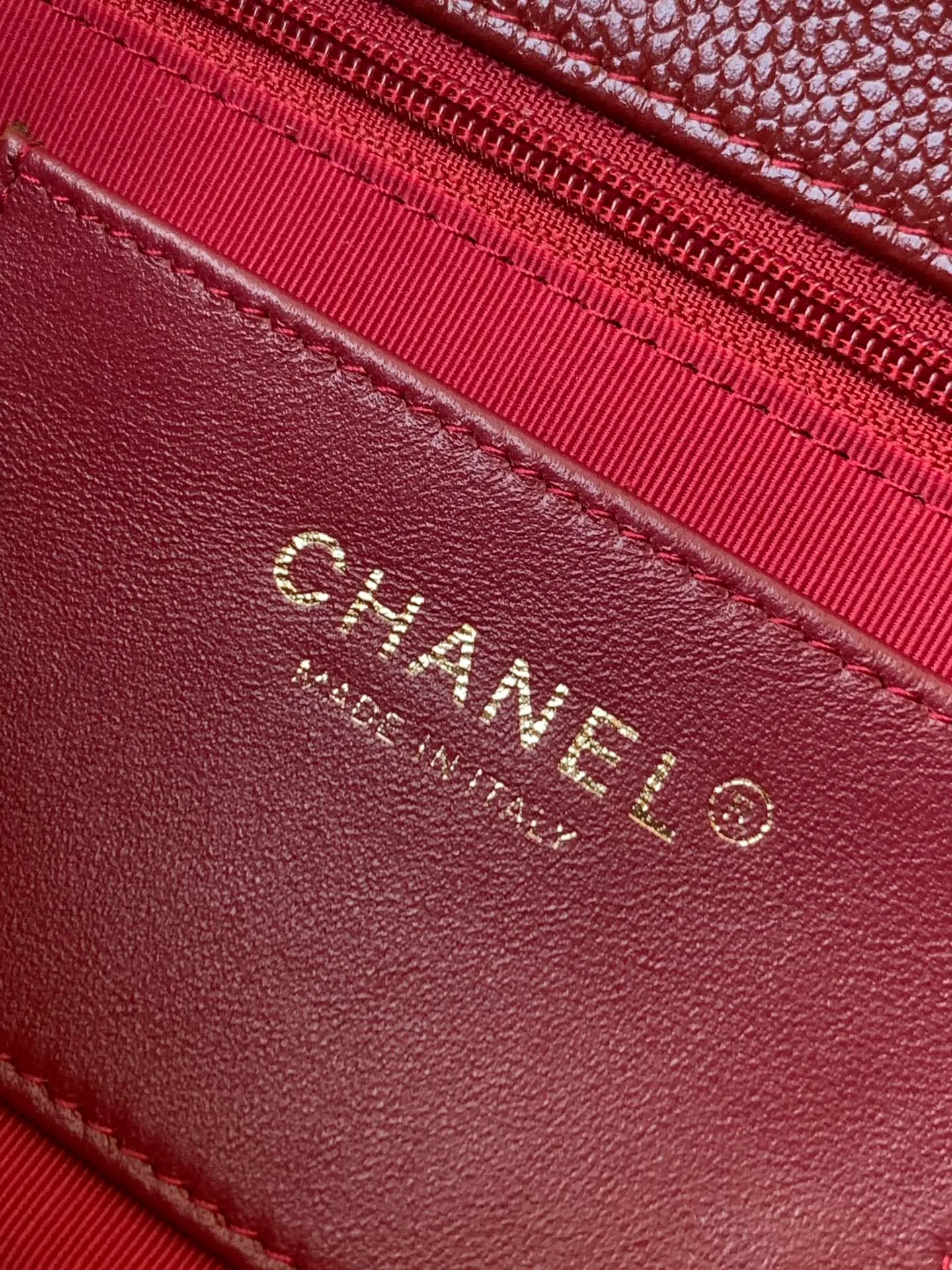 Chanel 24K Burgundy Caviar Flap Bag with Matte Gold Hardware - Image 11