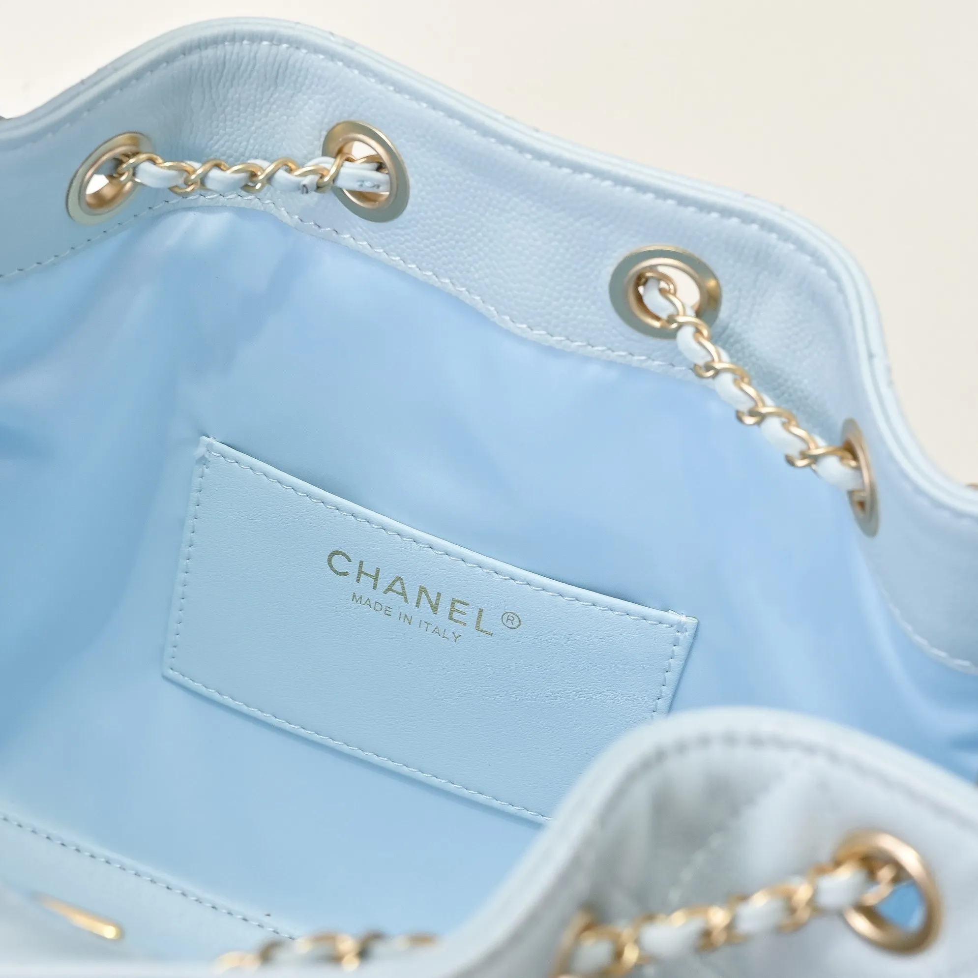Chanel 25 Small Handbag - Image 2
