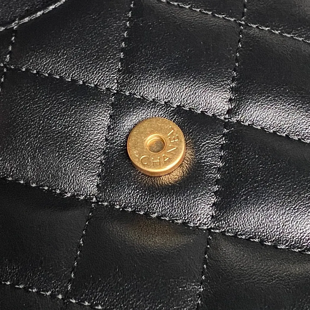 Chanel 25 Small Hobo Bag in Black Caviar - Image 10