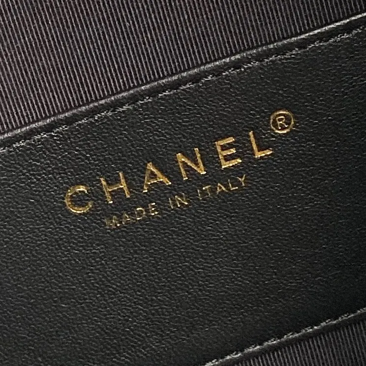 Chanel 25 Small Hobo Bag in Black Caviar - Image 2