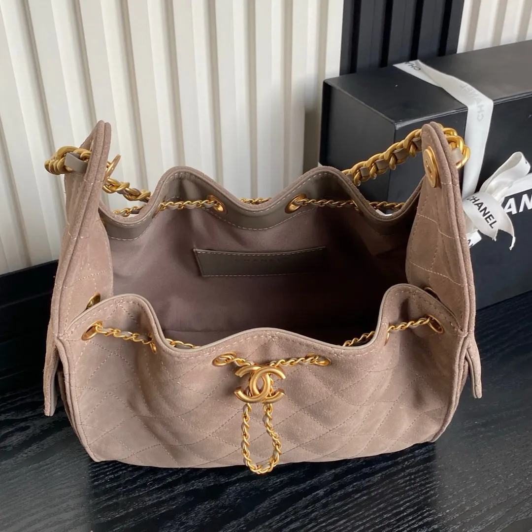 Chanel 25C Grey Suede Small Maxi Pockets Hobo Bag - Image 10